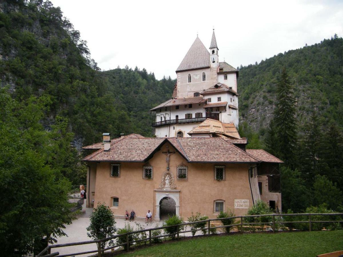 Casa Vacanze Dos De Lore - Relax A Due Passi Da Tovel Туенно Экстерьер фото